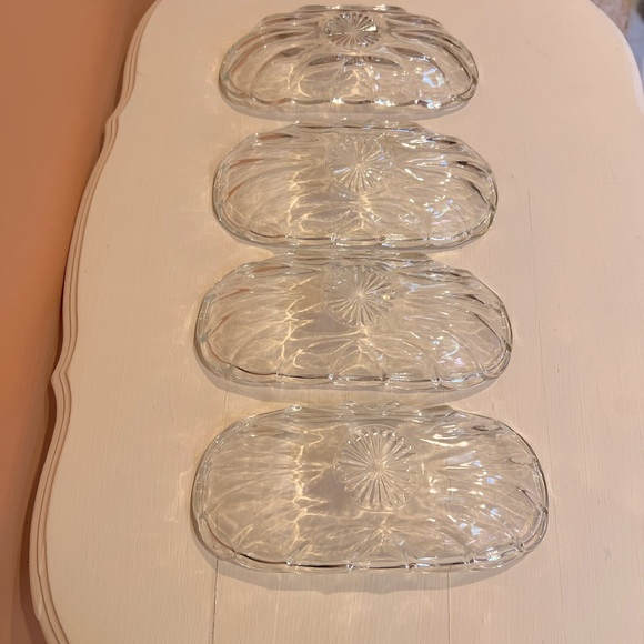 Set of 4 Anchor Hocking Starburst Pattern Clear Glass Dessert Dishes - Picture 5 of 6